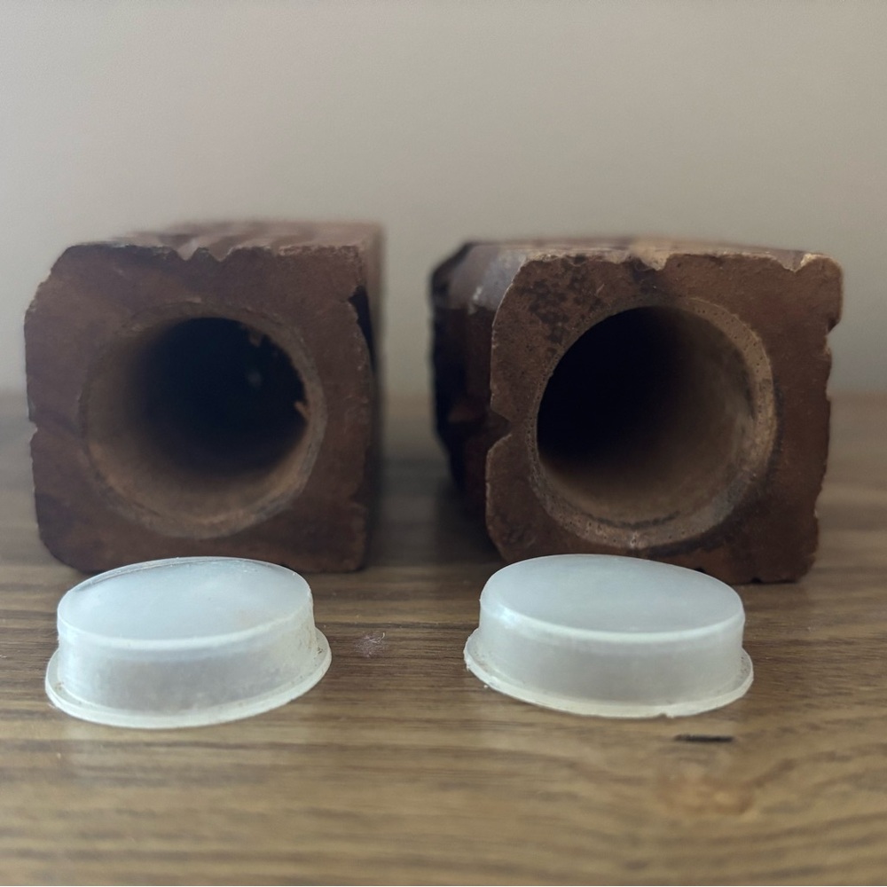 Vintage Wooden Carved Tiki Salt & Pepper Shakers UNUSED - Picture 7 of 11
